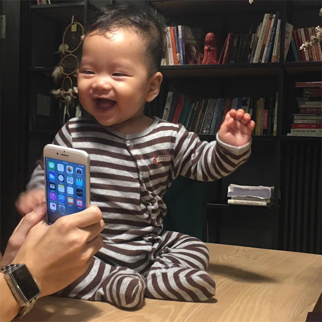 hinh-anh-thuc-te-iphone-7-truoc-gio-g-1